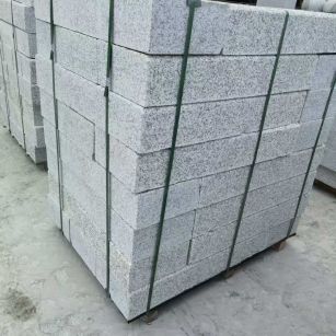 十堰 芙蓉白火烧两面路沿石