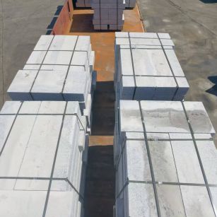 十堰 路沿石装车出货