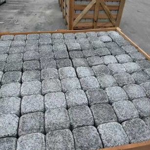 十堰 园林景观滚石