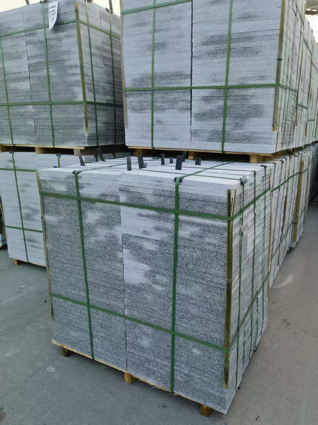 十堰 芝麻白地铺石材