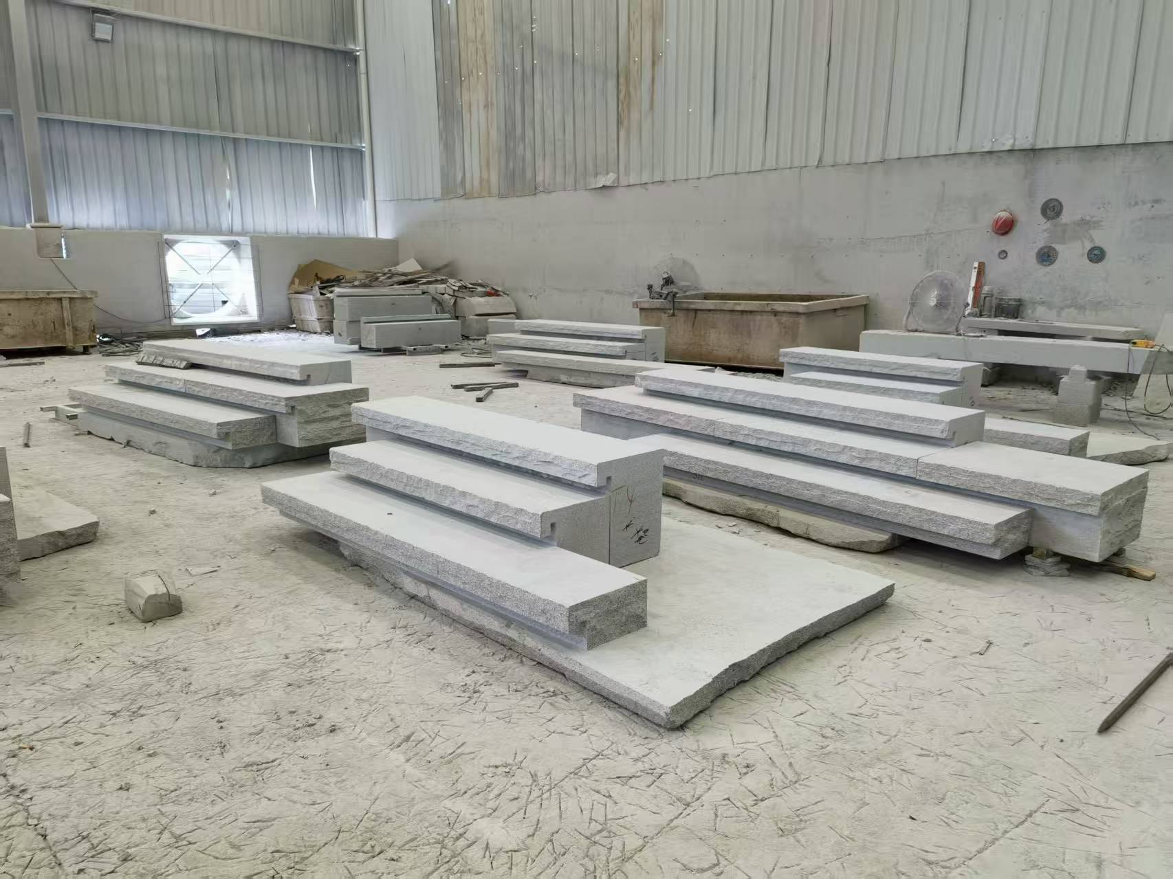 十堰 整石台阶（大面火烧+侧面自然面），出货前厂内拼装