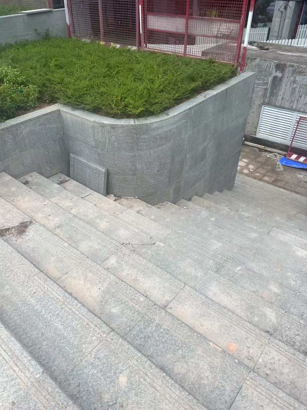 十堰 芝麻黑火烧面铺装案例