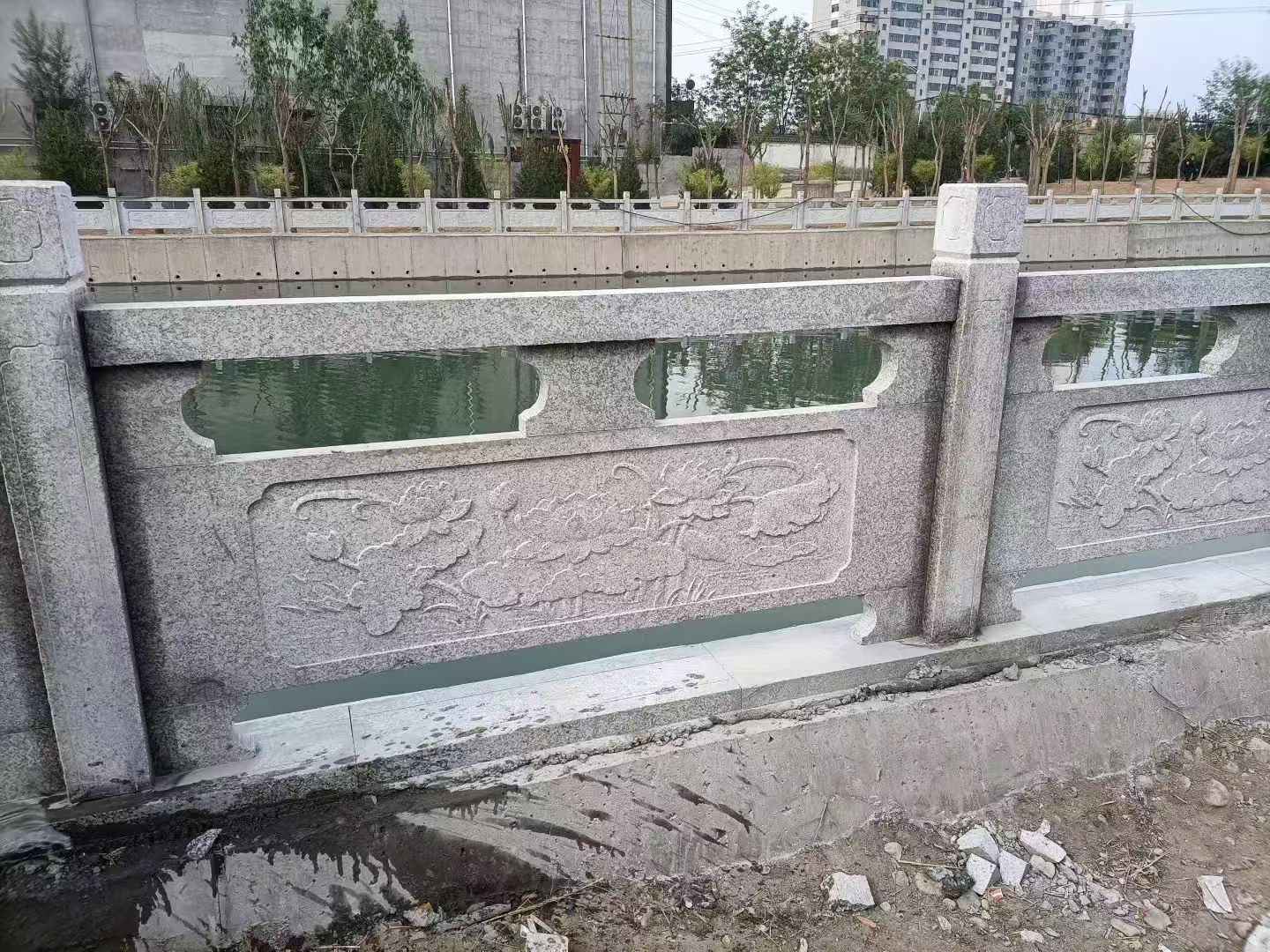 十堰 芙蓉白大花桥梁、河道，石材栏杆、围栏、护栏