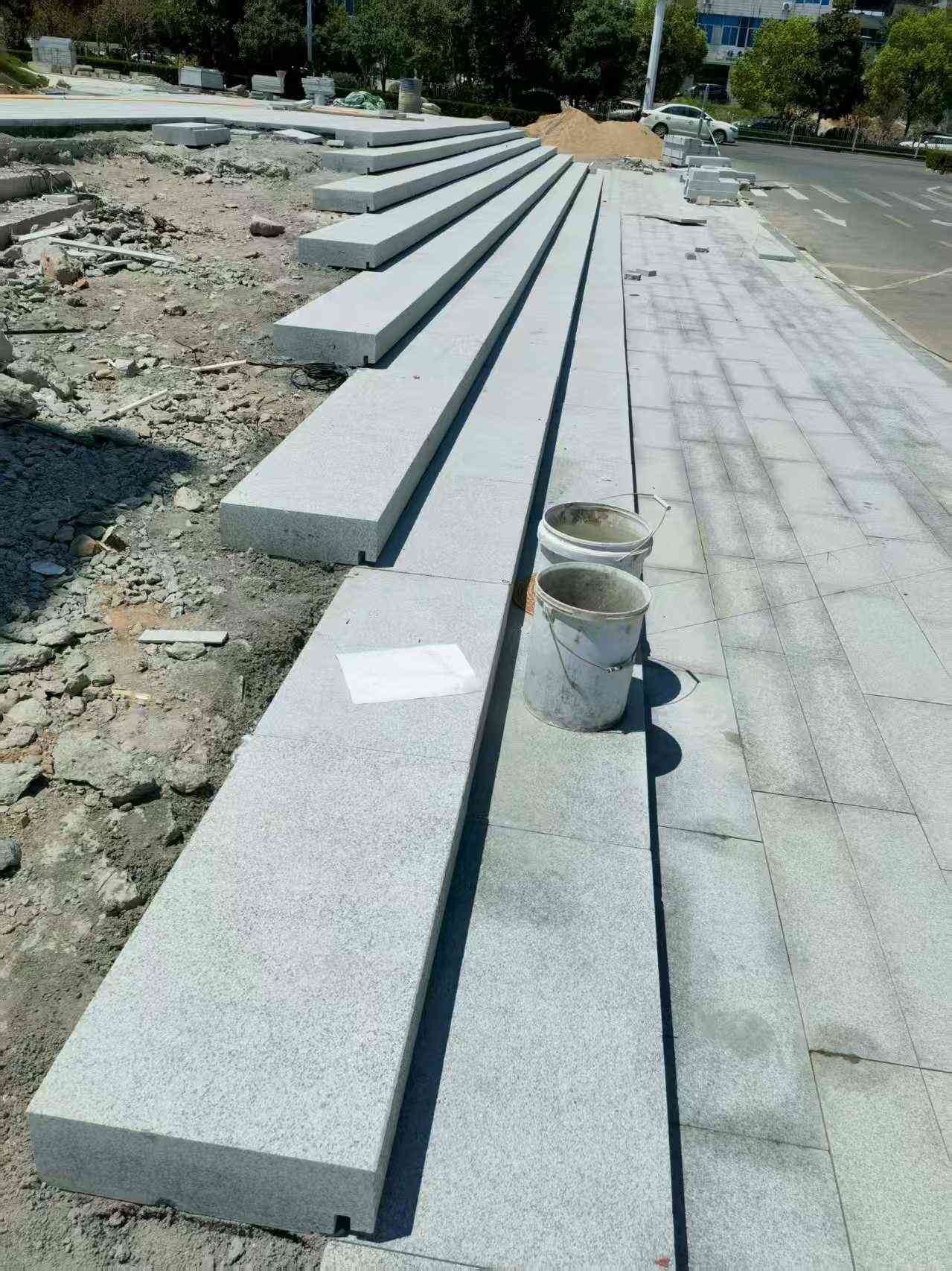 十堰 芝麻白整石台阶，施工现场