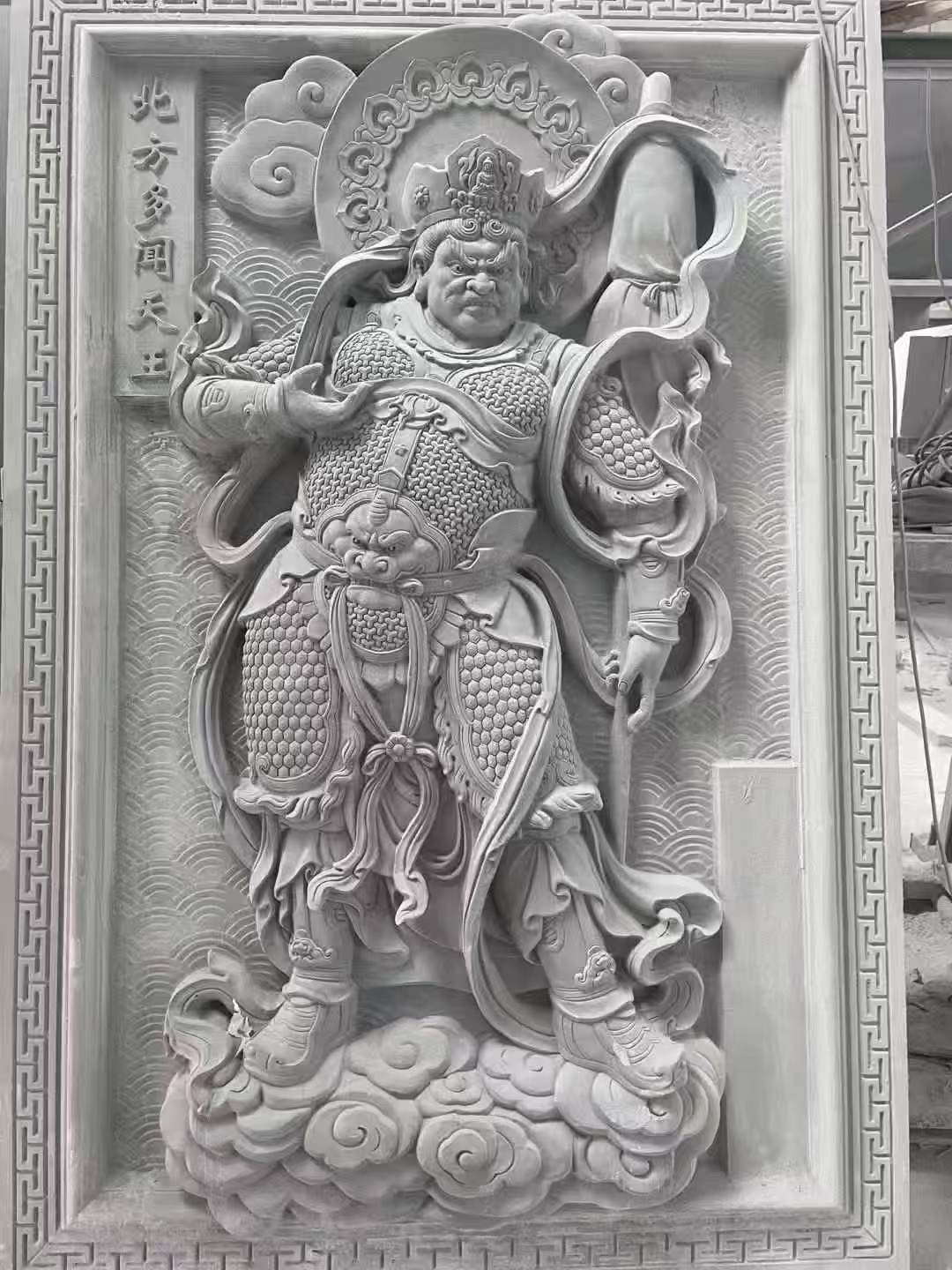 十堰 芝麻灰花岗岩人物雕刻——多闻天王